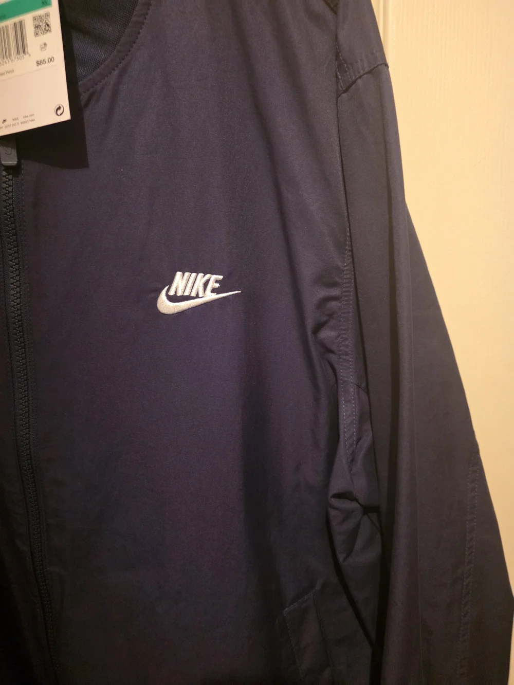 Nike Men's Navy Blue Lightweight Windbreaker Jacket